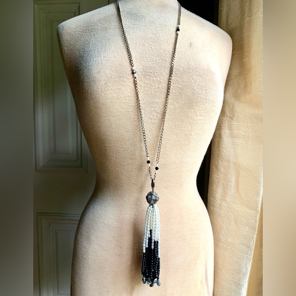 Sweet Olive Detachable Diamond, Onyx,Pearl & Labradorite Tassel Pendant Necklace - Picture 2 of 9